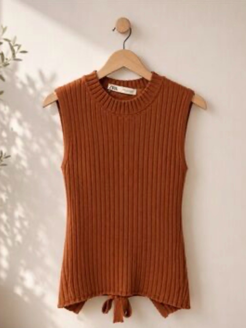 Zara Ribbed Sleeveless Tank Top - Rust Brown size L